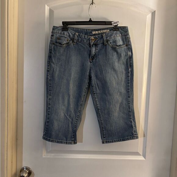 Women's DKNY Blue Denim Jeans Shorts Sz 10 - Picture 1 of 3
